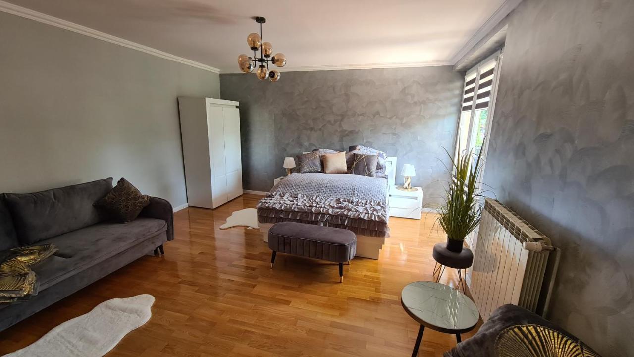 Apartment Deluxe 2 Oswiecim